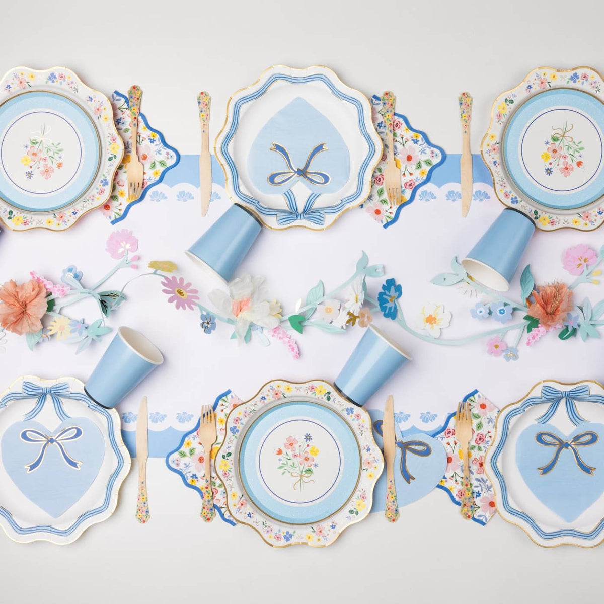 MULTICOLOR ELEGANT FLORAL DINNER NAPKINS - The Preppy Bunny