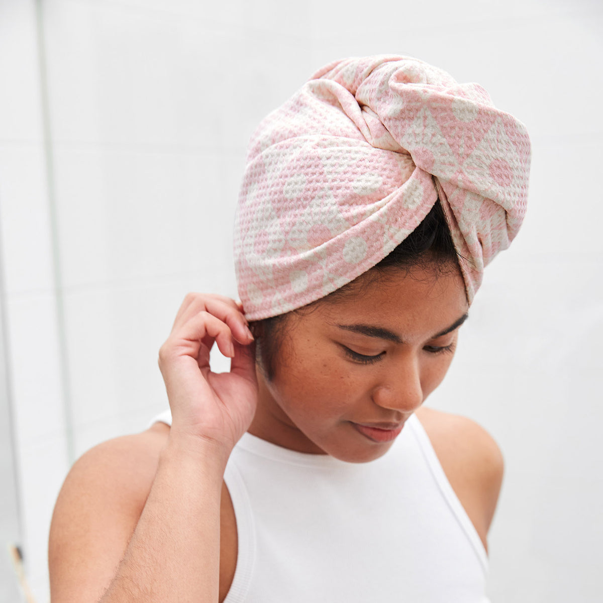 Diamond Pink Dock &amp; Bay Hair Wrap - The Preppy Bunny