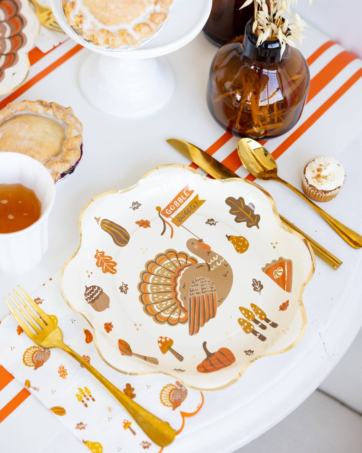 Thanksgiving Icons Paper Plates - The Preppy Bunny
