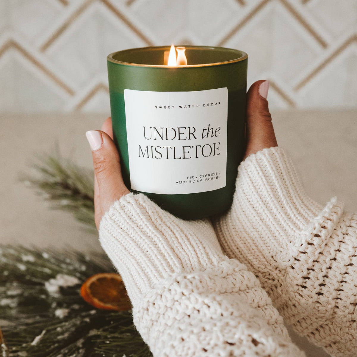 Under the Mistletoe 15 oz Soy Candle - The Preppy Bunny