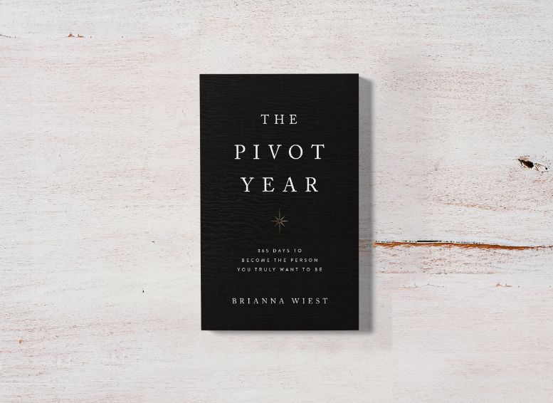 The Pivot Year - book - The Preppy Bunny