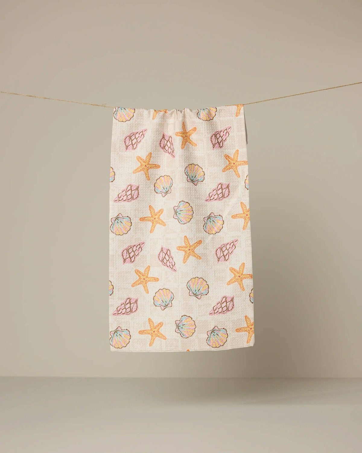 Sol Mar Tile Bar Towel by Geometry