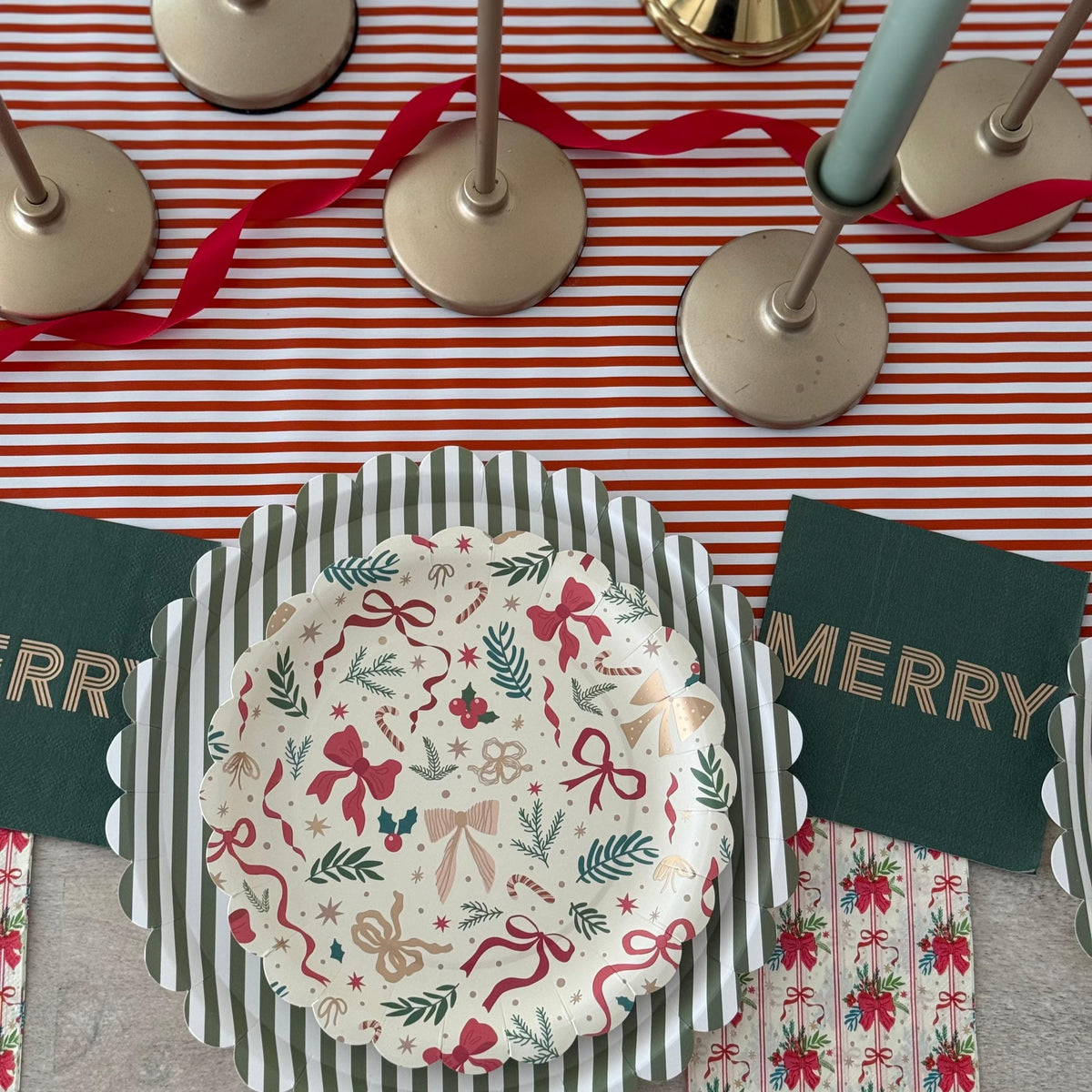Ribbons & Cheer Bow Christmas Paper Plates (12pcs) - The Preppy Bunny
