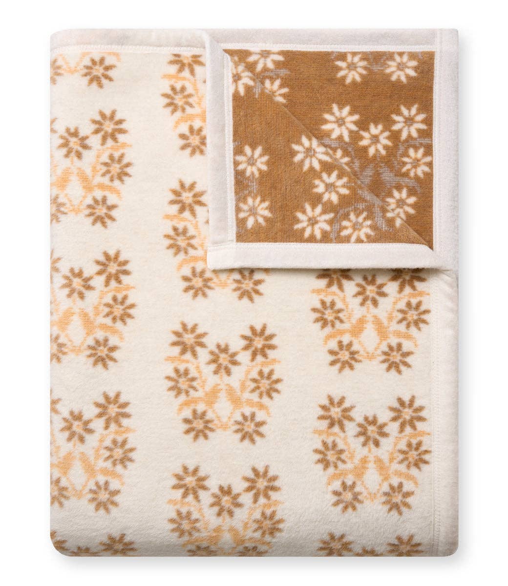 Highlands Floral Blanket by ChappyWrap - The Preppy Bunny