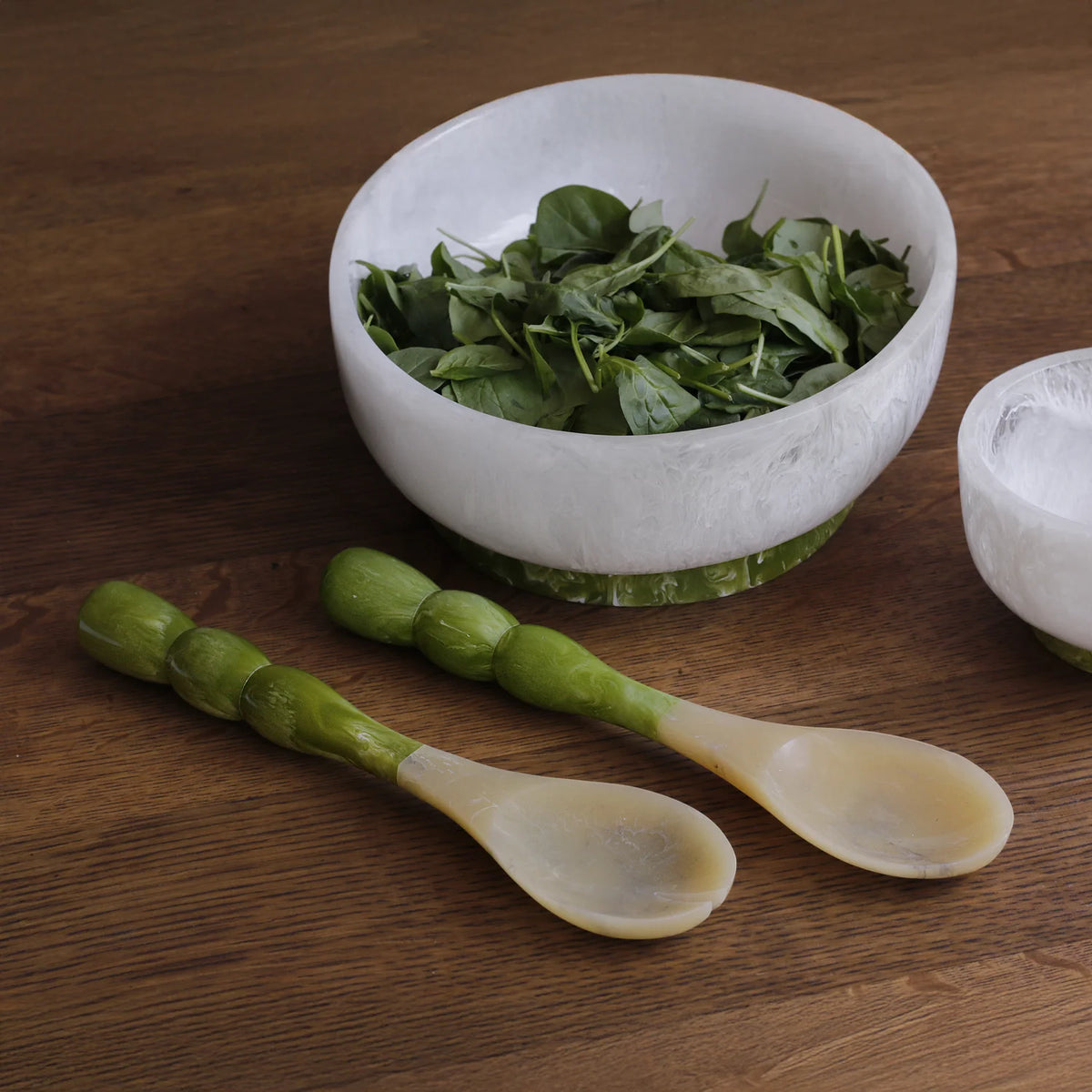 RESIN Rio Large Bowl with Base in White and Green - The Preppy Bunny