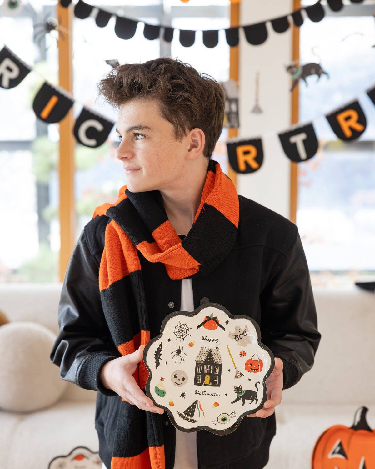 Spooky Icons 9" Paper Plates