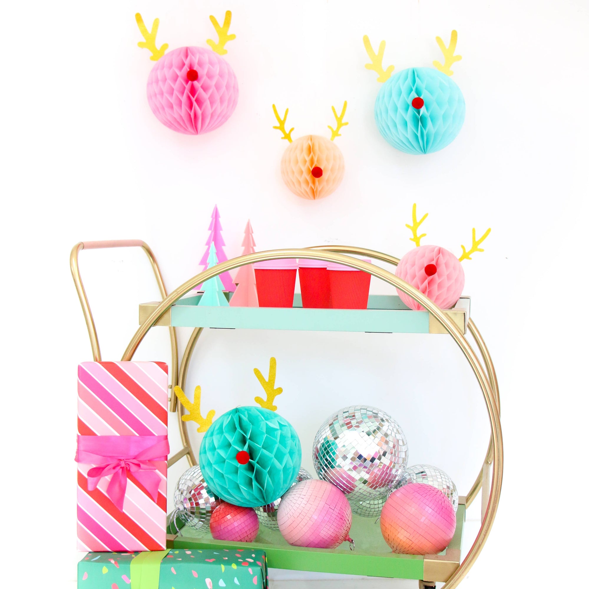 Honeycomb Pastel Reindeer Christmas Decorations - The Preppy Bunny