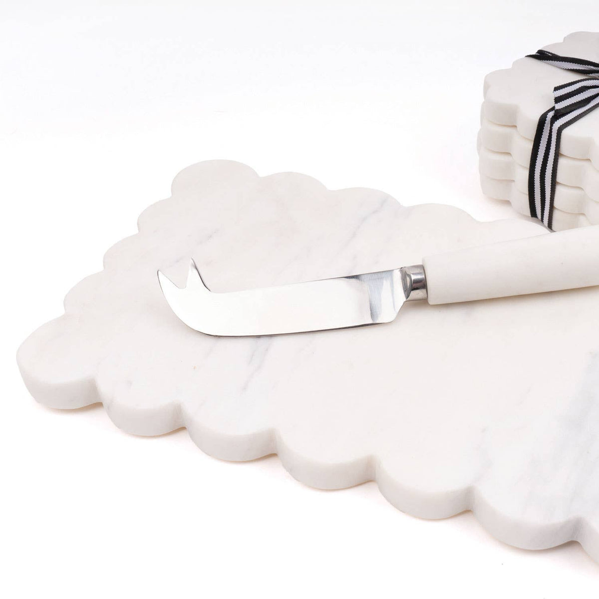 Marble Scalloped Cheese Board &amp; Knife Set - The Preppy Bunny