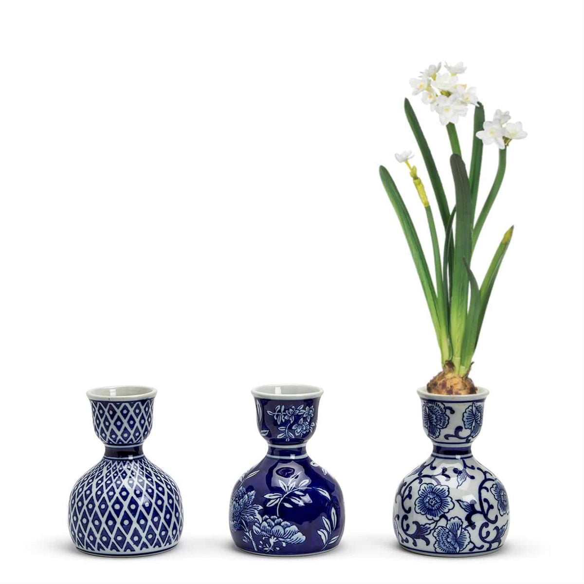 Canton Blue &amp; White Bulb Forcer Vase - The Preppy Bunny