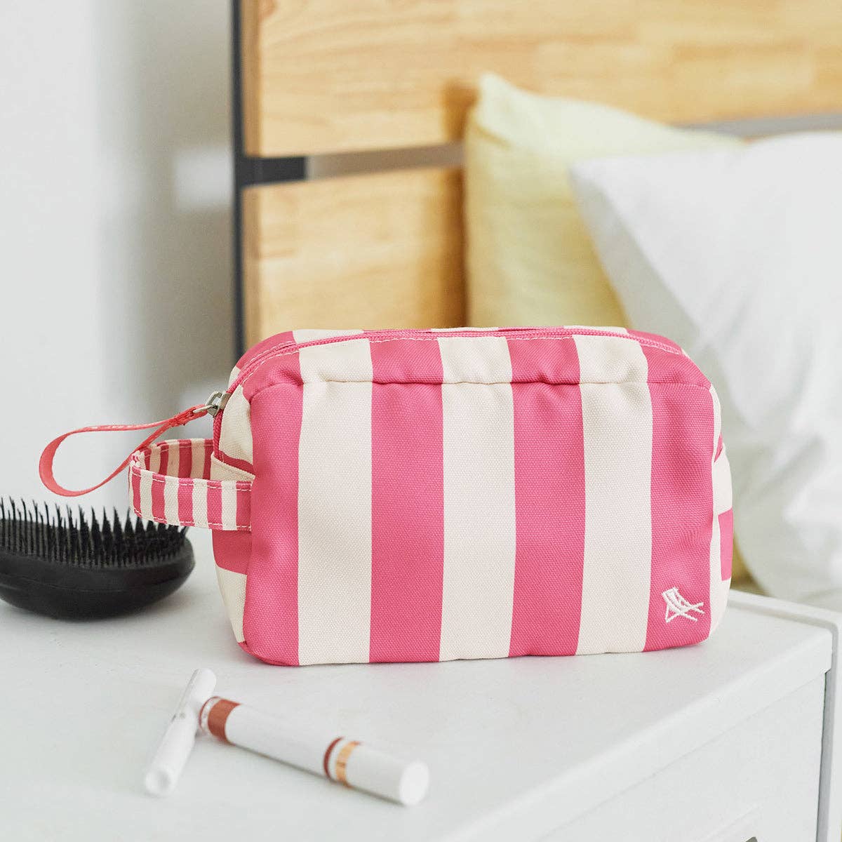 Phi Phi Pink Dock &amp; Bay Toiletry Bag