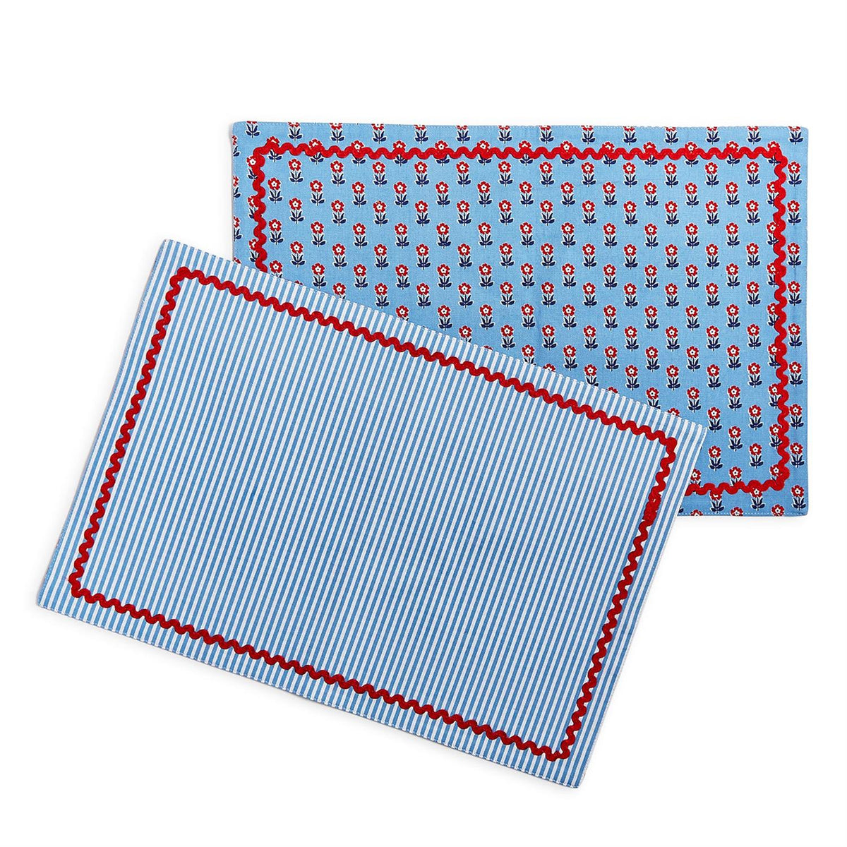 Red, White and Bloom Set of 4 Double-Sided Fabric Placemat