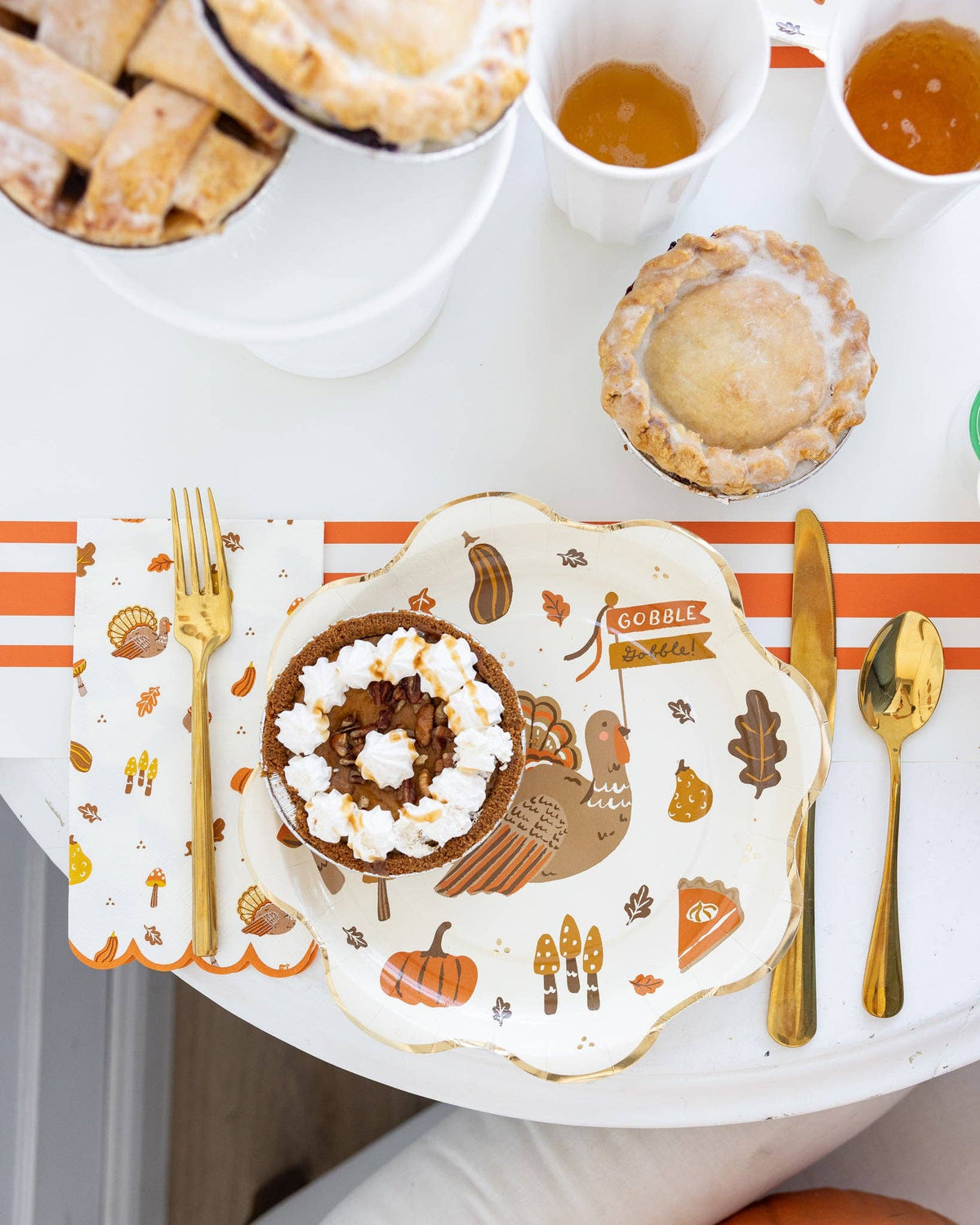 Thanksgiving Icons Paper Plates - The Preppy Bunny