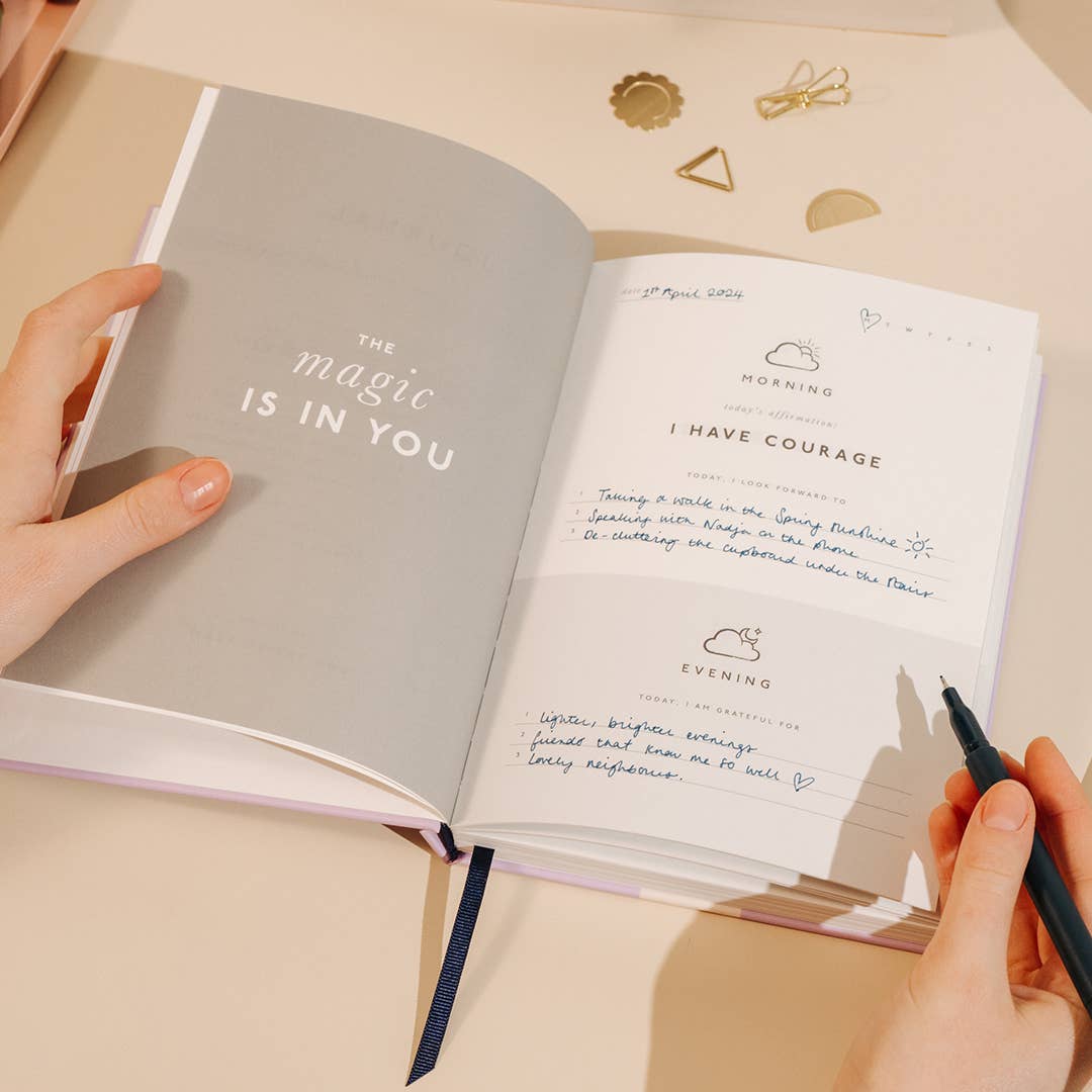 Guided Gratitude Journal, A5 Hardcover - Gratitude Attitude