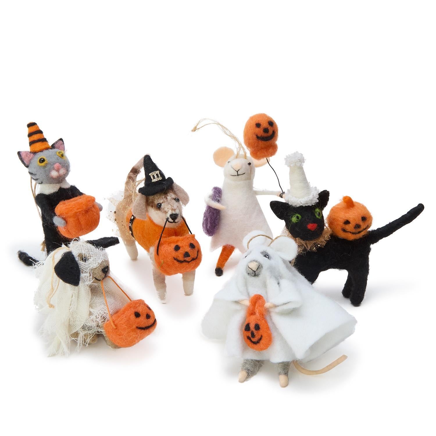 Halloween Felt Ornament - The Preppy Bunny