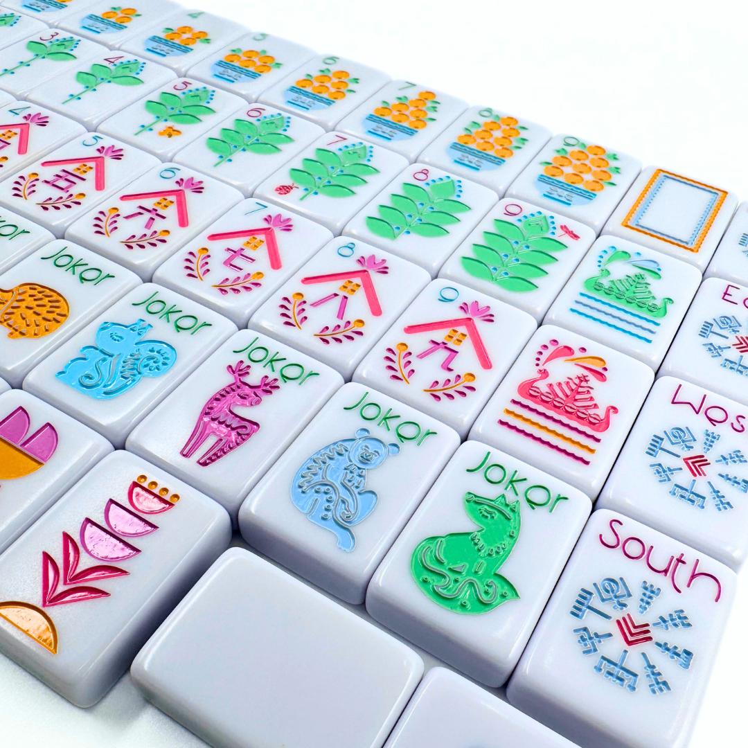 THE SCANDINAVIAN FOLK ART SERIES | Mahjong with Nordic Style - The Preppy Bunny