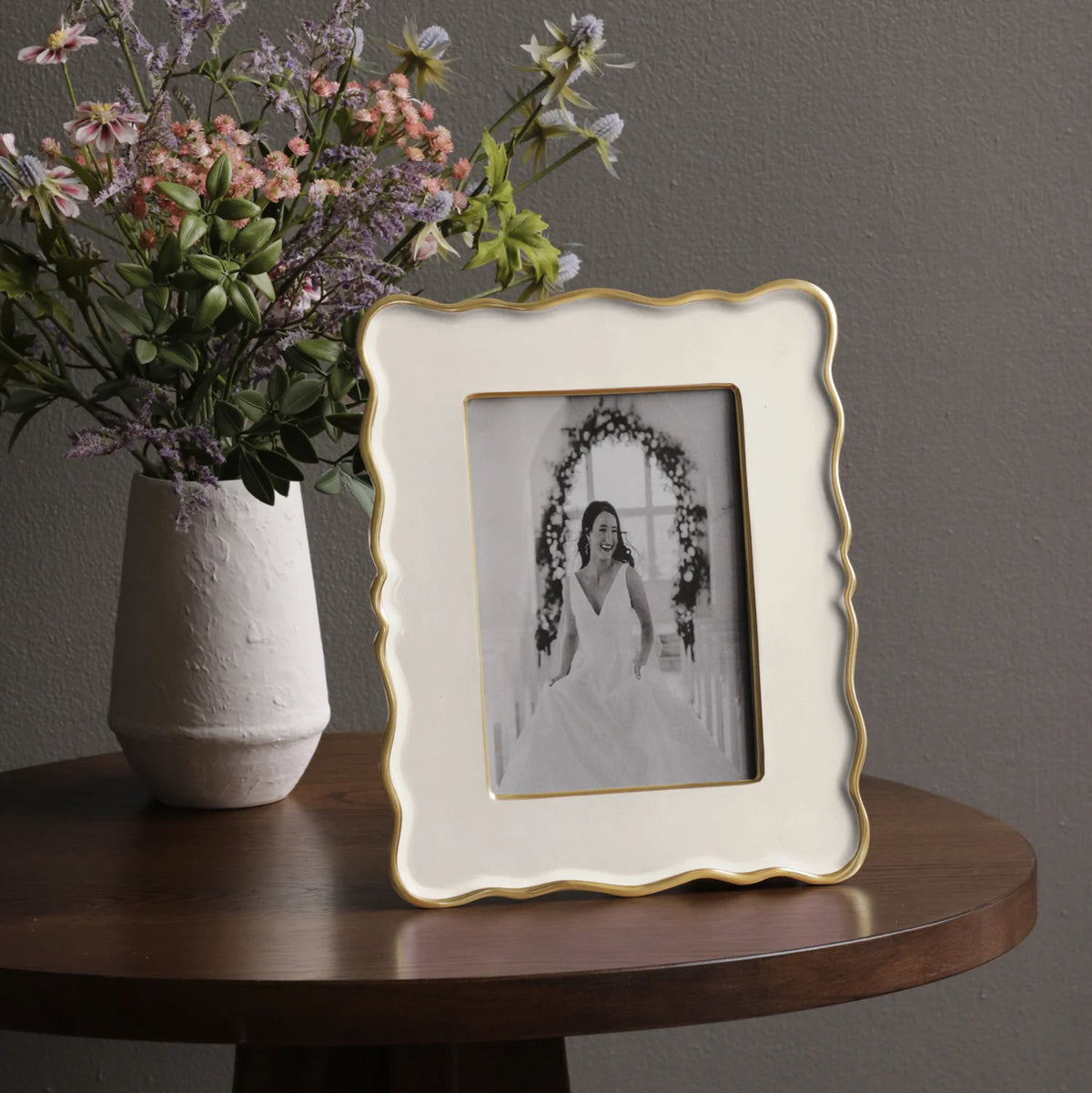 FRAME Encanto Rea 5x7 in Cream - The Preppy Bunny
