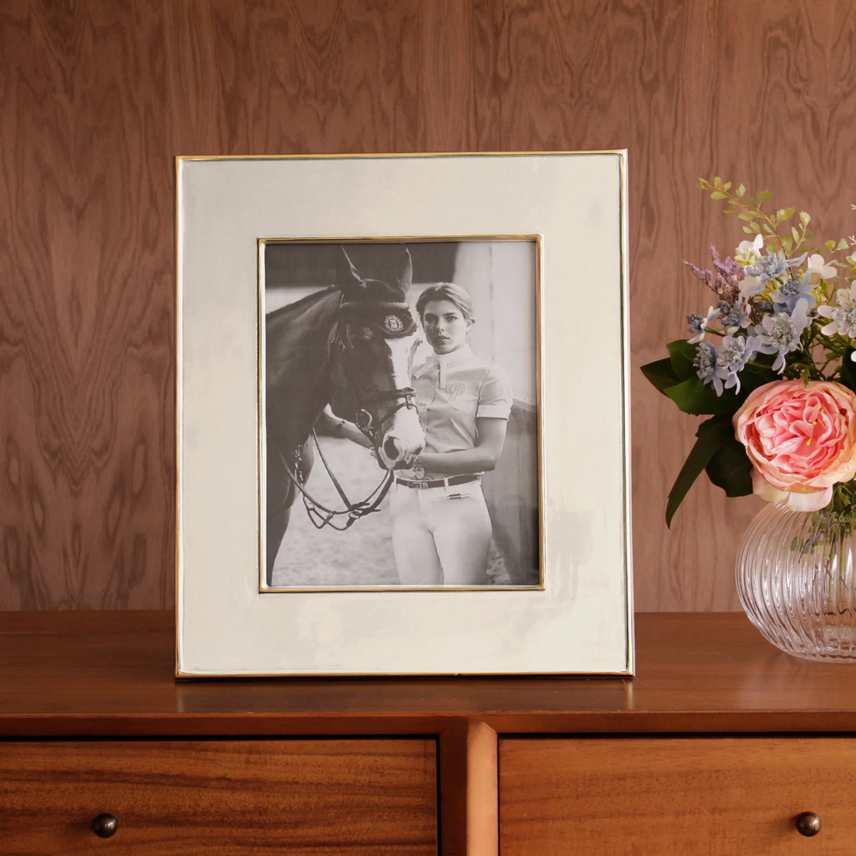 FRAME Encanto Jason 8 x 10 in Cream - The Preppy Bunny