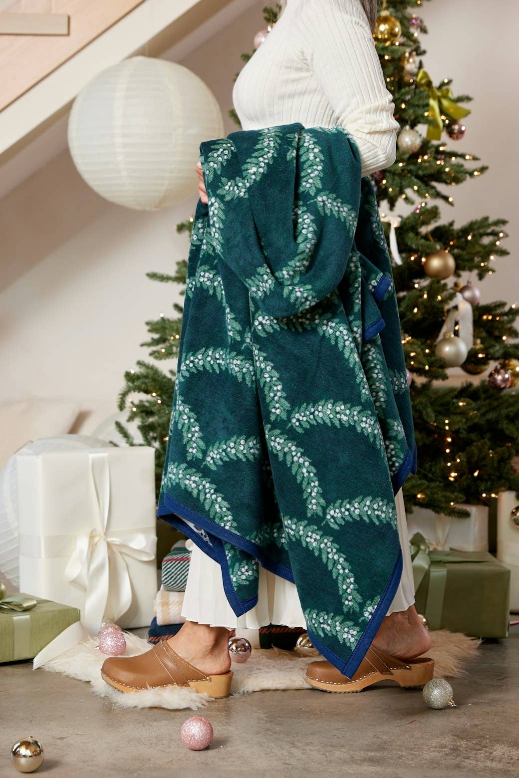 Mistletoe Branches Blanket by ChappyWrap