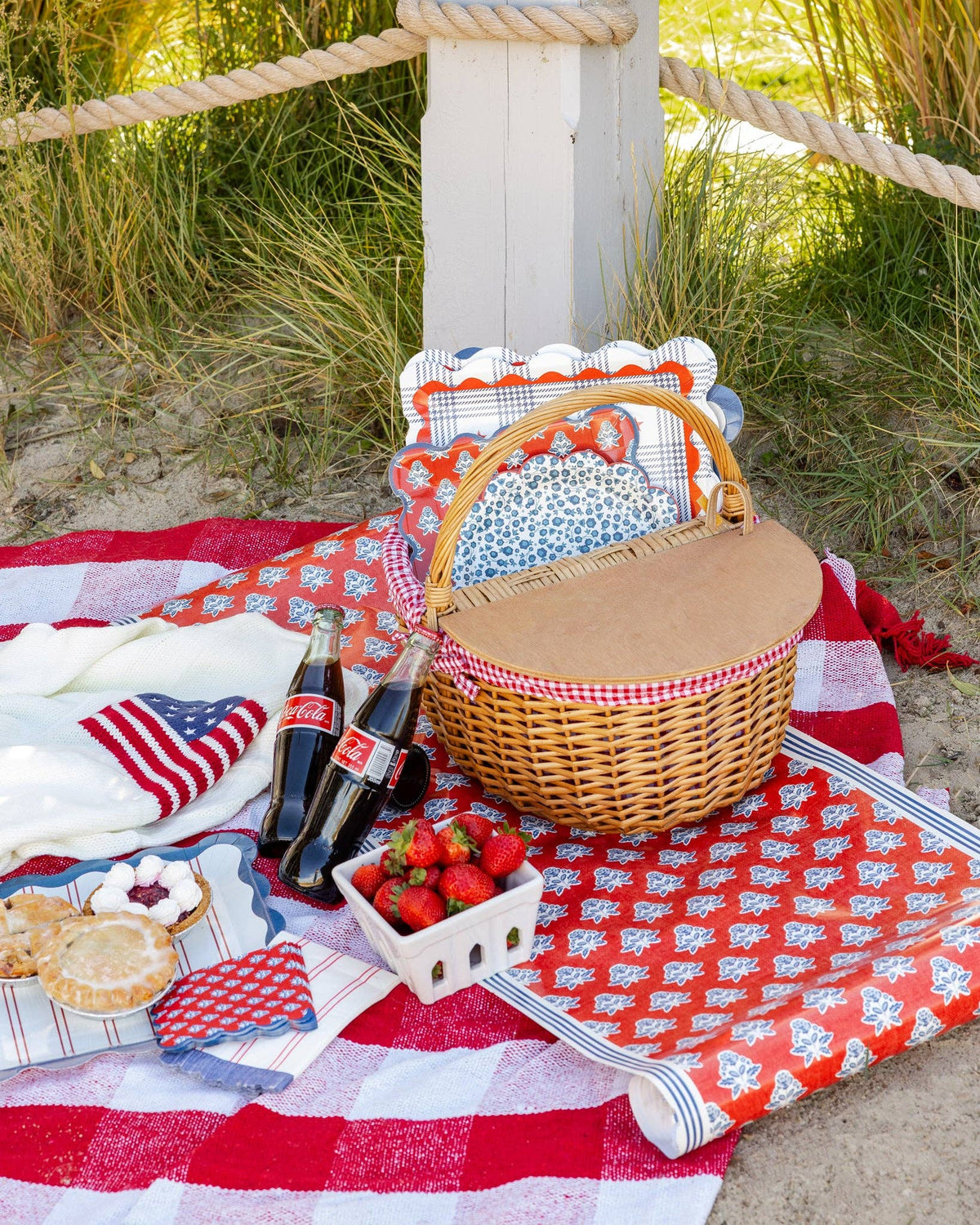 Floral Paper Table Runner - The Preppy Bunny