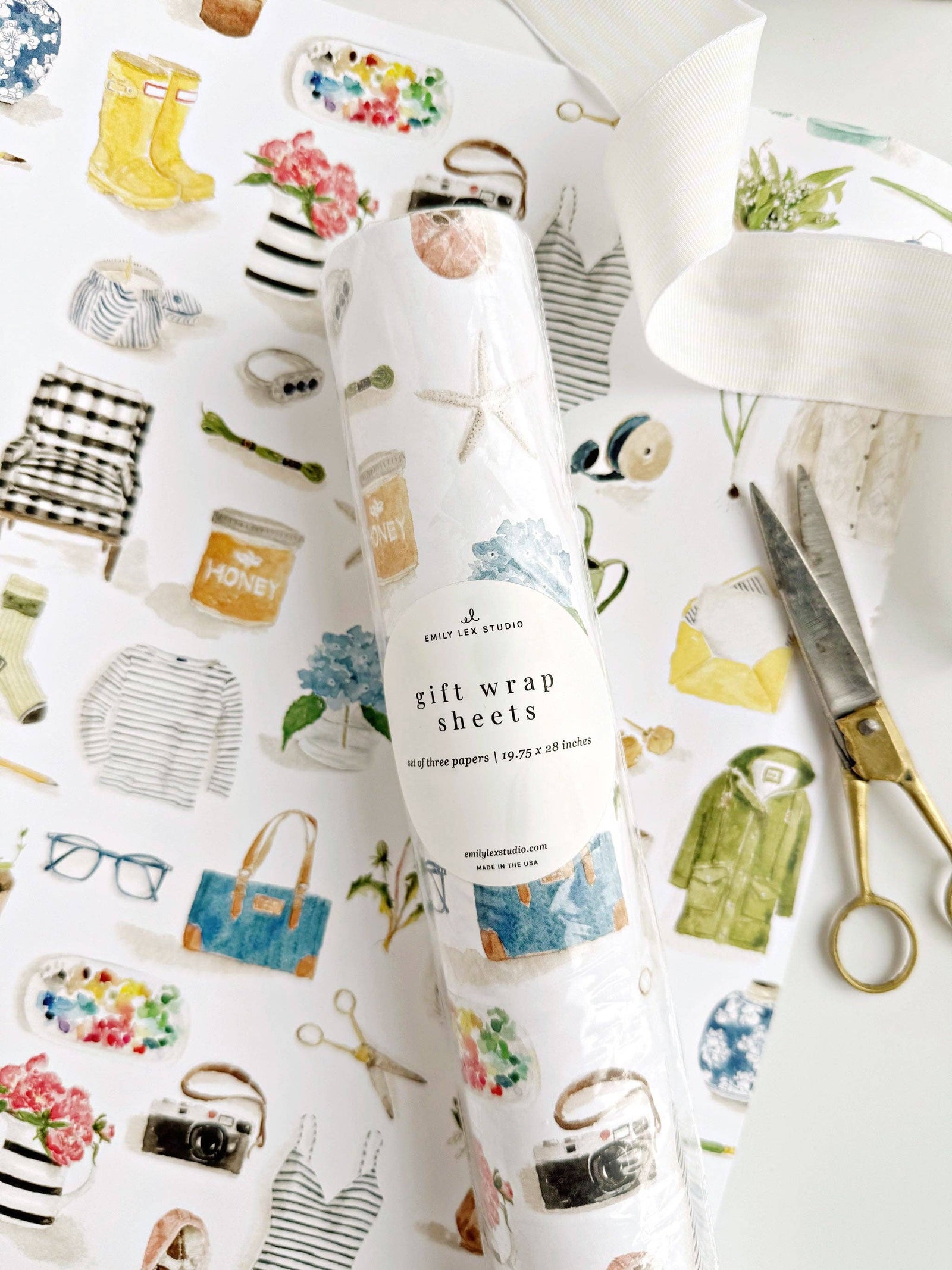Everyday things gift wrapping paper - The Preppy Bunny