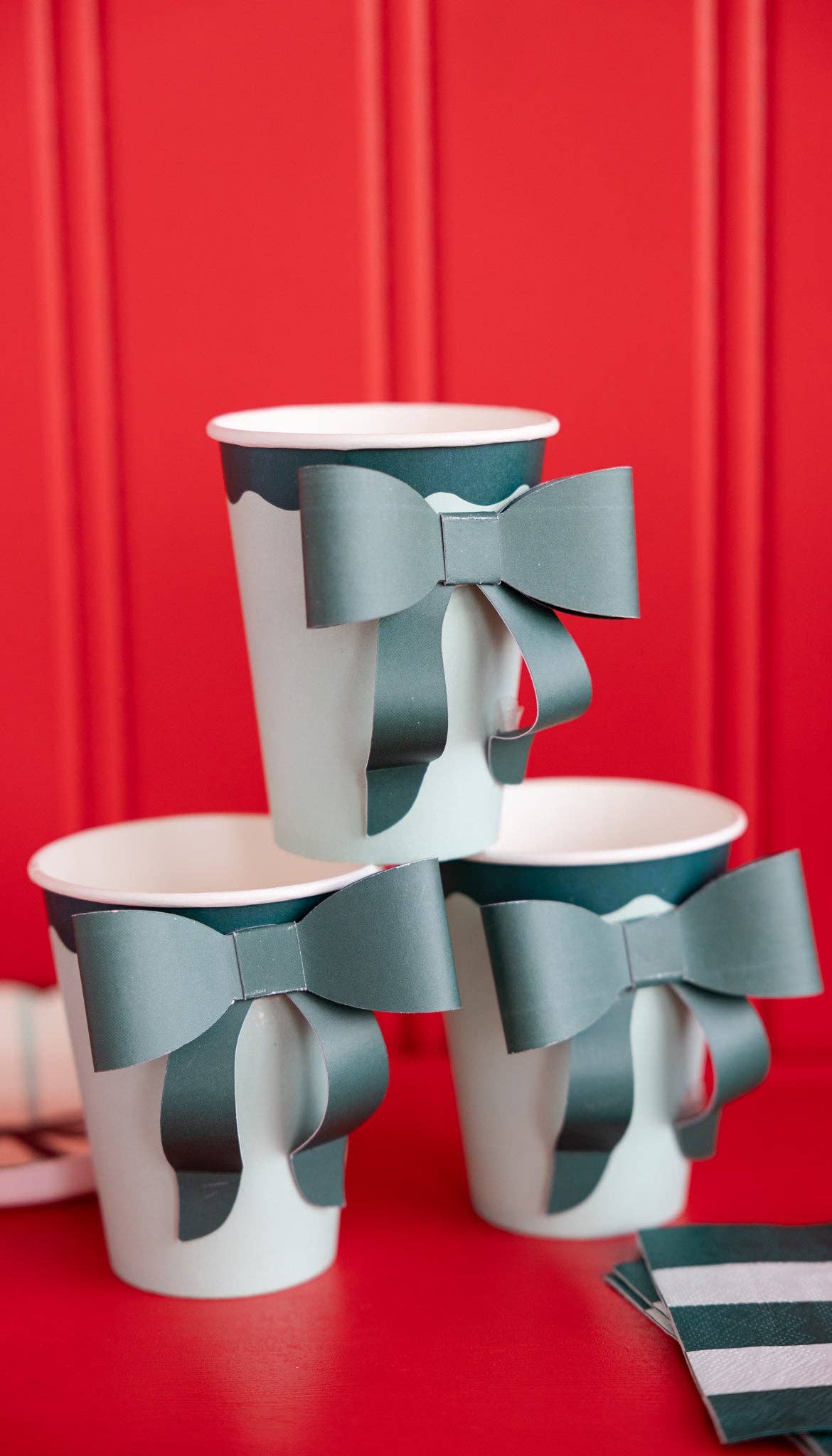 Mint and Green Bow Paper Cups - The Preppy Bunny