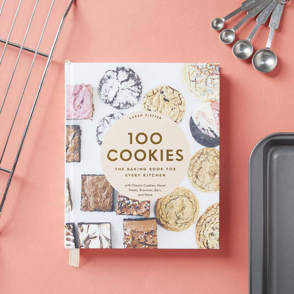 100 Cookies Cookbook - The Preppy Bunny