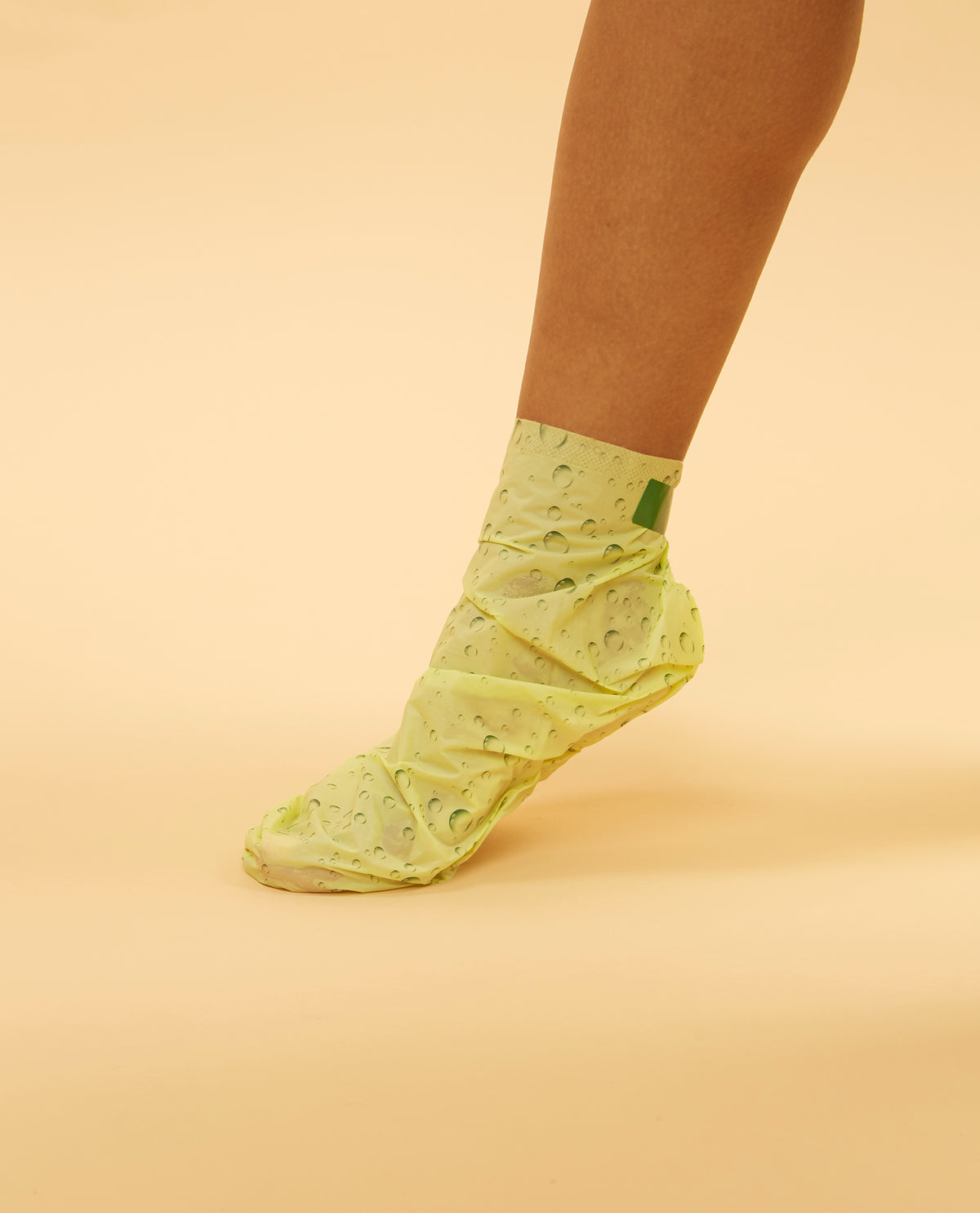 Refreshing Odor Treatment Socks - Odor Relief Foot Mask