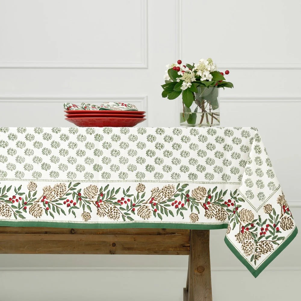 Christmas Garland Tablecloth - The Preppy Bunny