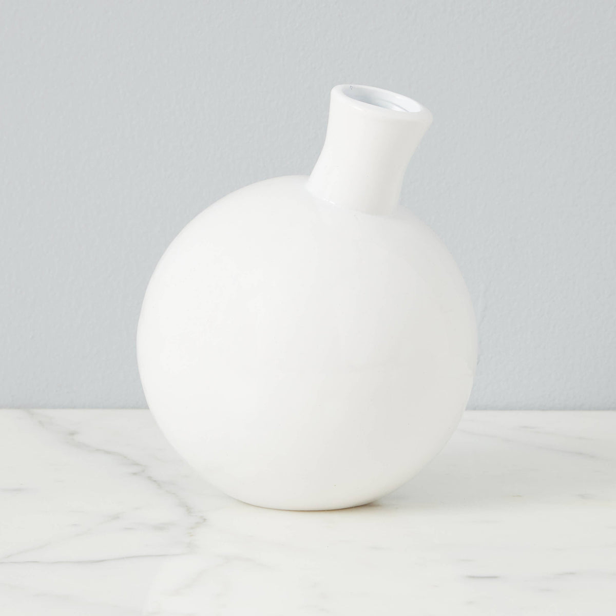 White Sphere Bud Vase - The Preppy Bunny