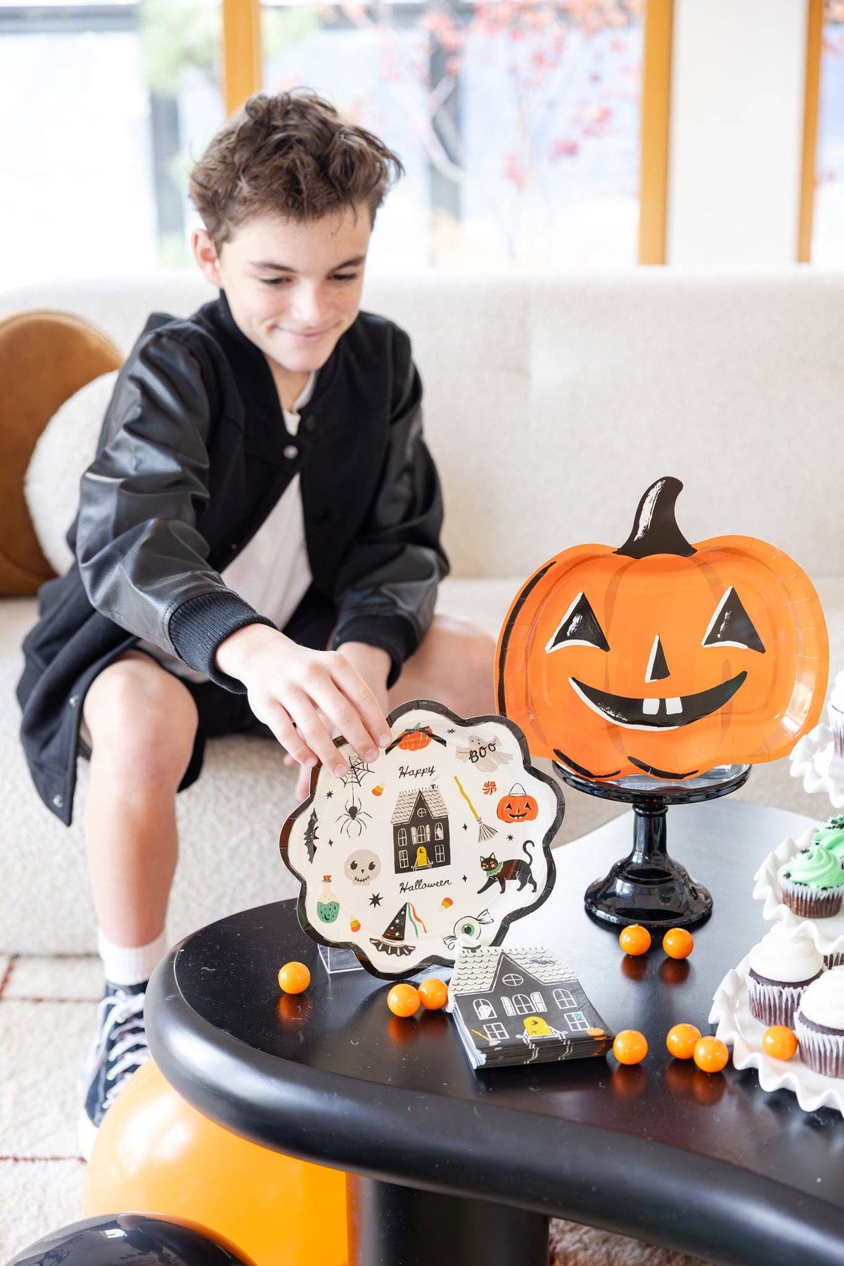 Spooky Icons 9" Paper Plates