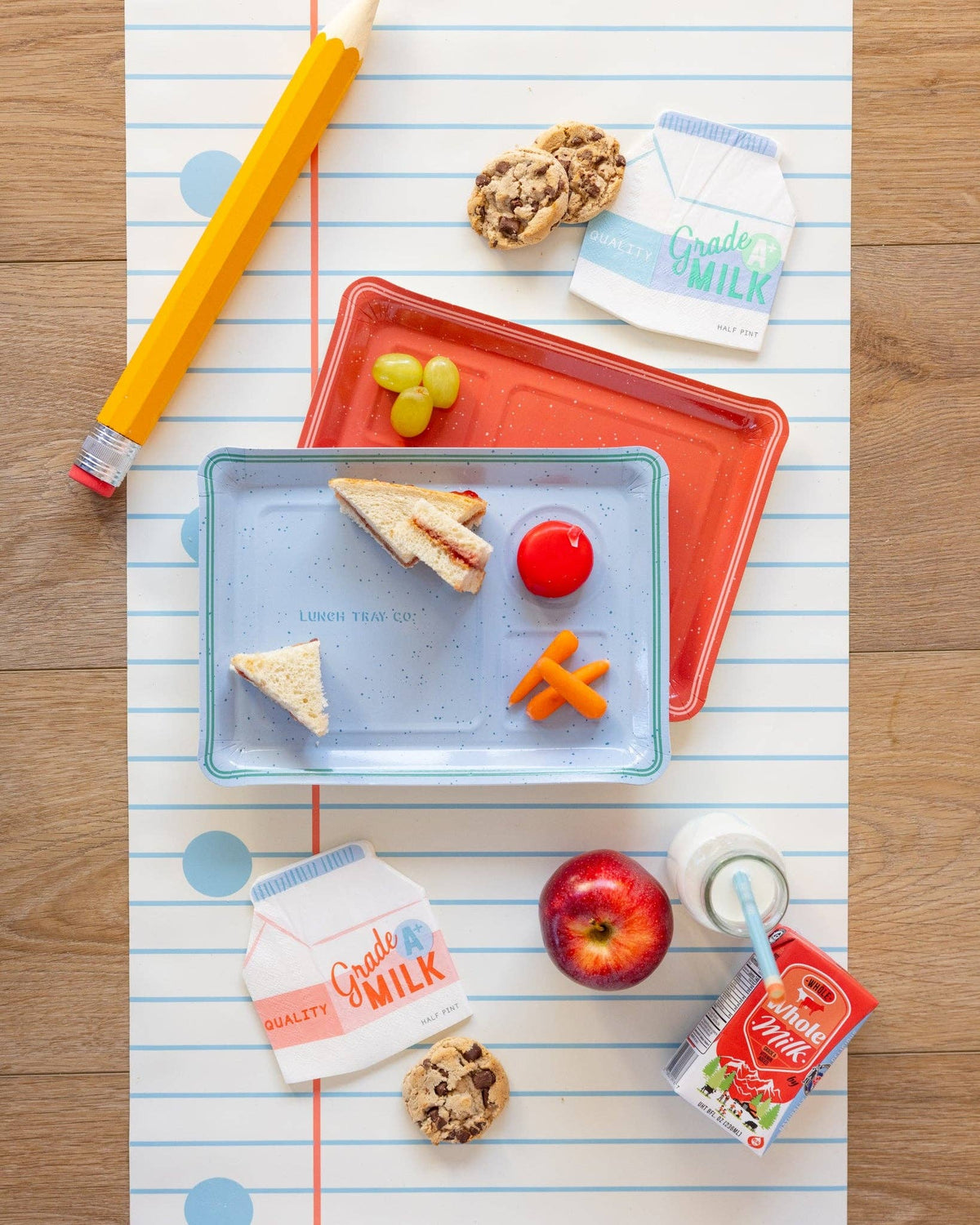 Lunch Tray Paper Plate Set - The Preppy Bunny