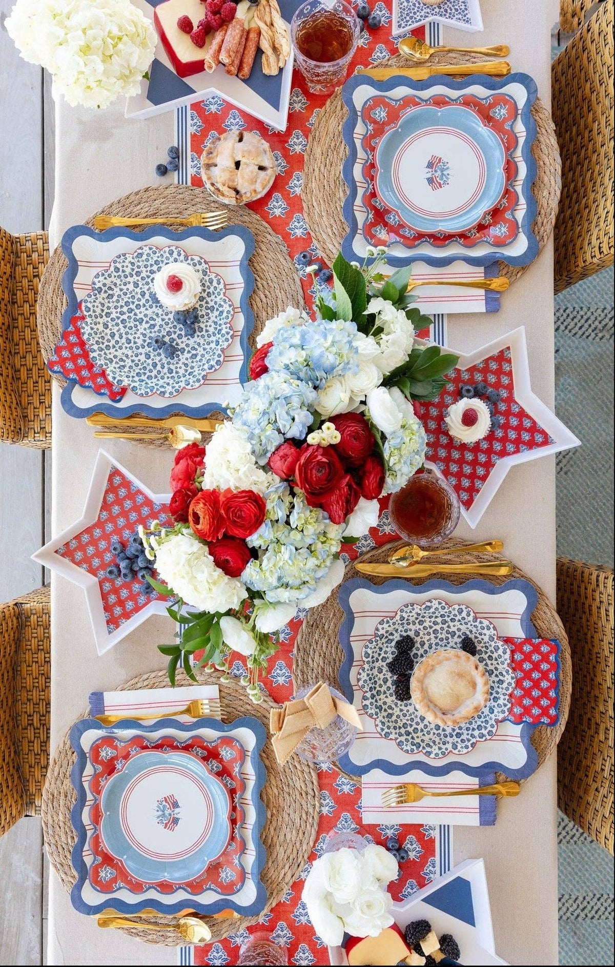 Floral Paper Table Runner - The Preppy Bunny