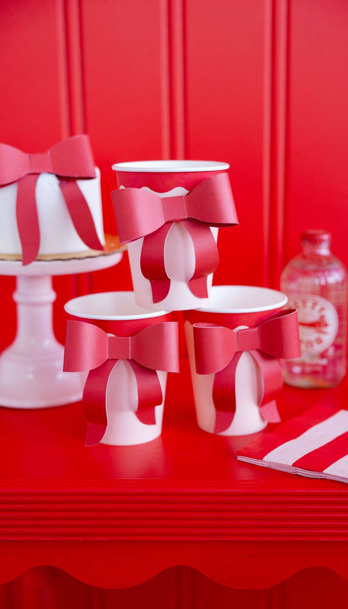 Red and Pink Bow Paper Cups - The Preppy Bunny