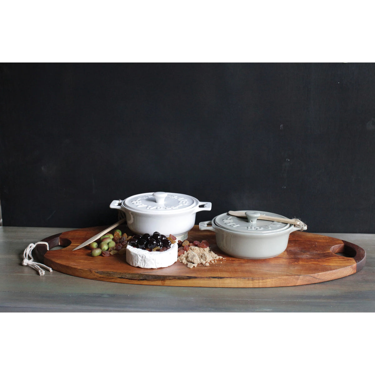 Brie Baker with Lid and Spreader - The Preppy Bunny