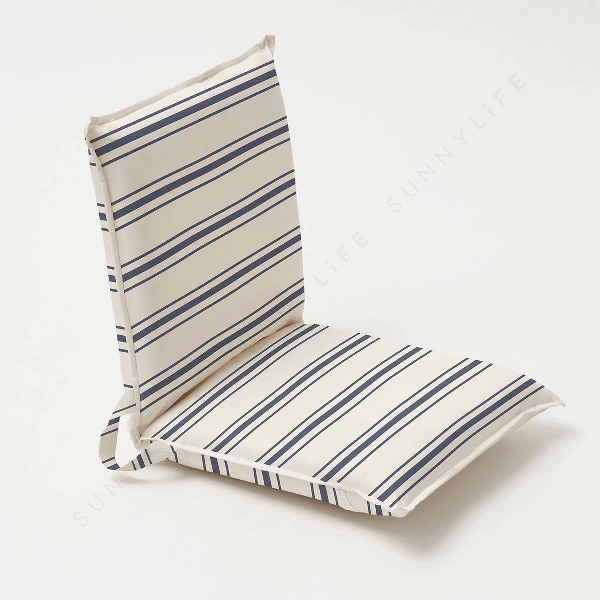 The Resort Lean Back Beach Chair Coastal Blue - The Preppy Bunny