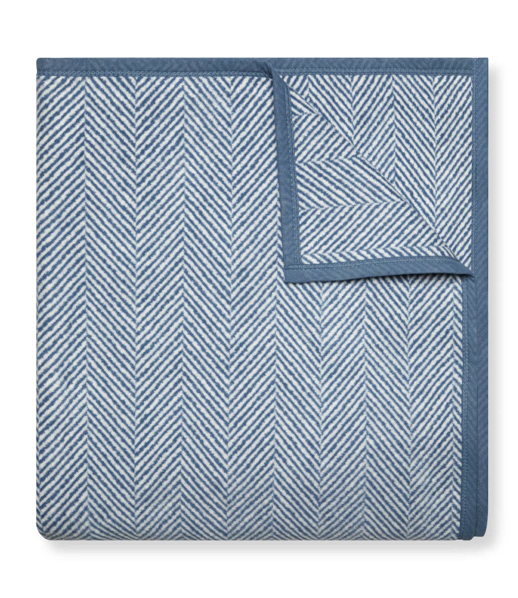 ChappyWrap Harborview Herringbone Family-Size Blanket - The Preppy Bunny