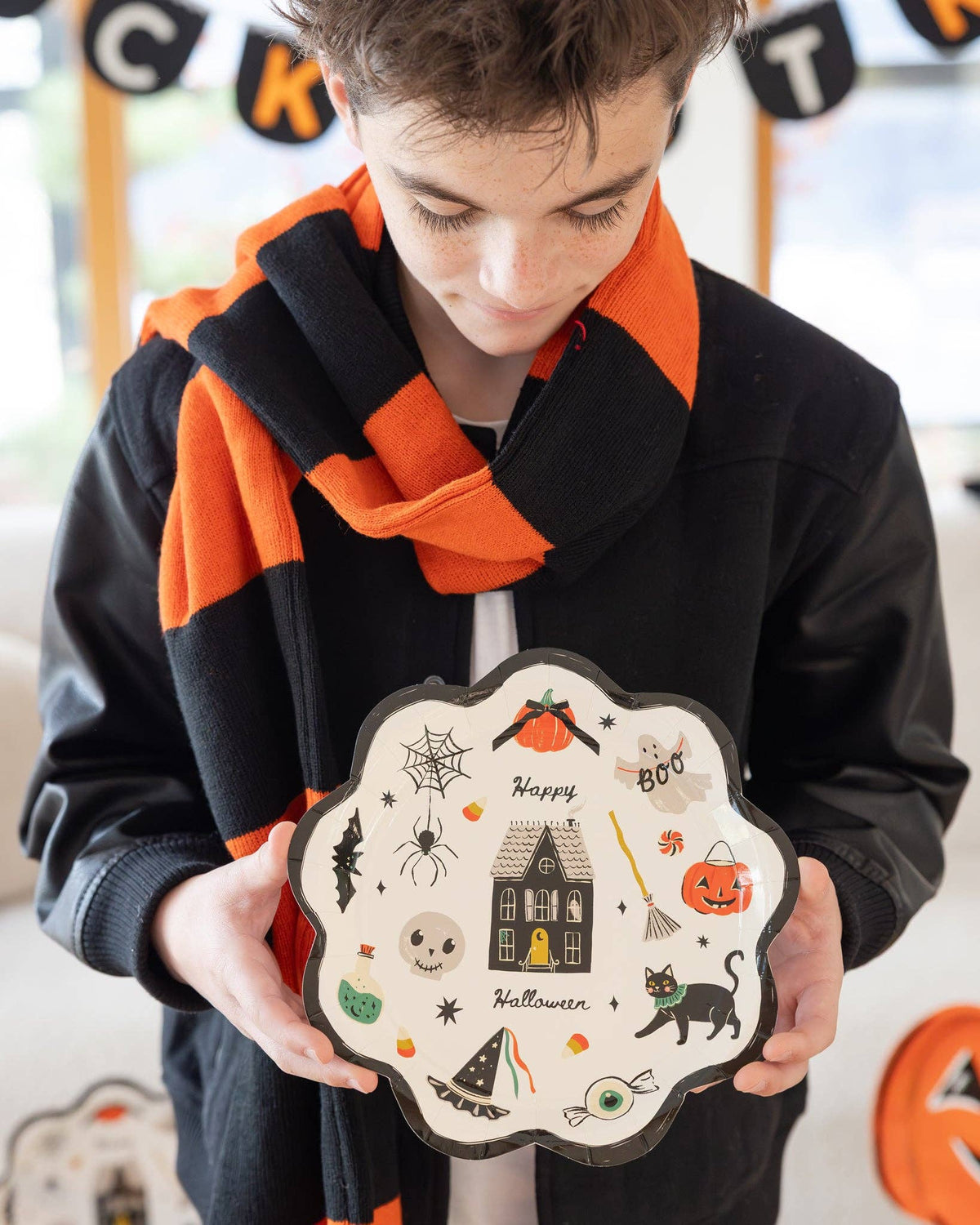 Spooky Icons 9" Paper Plates