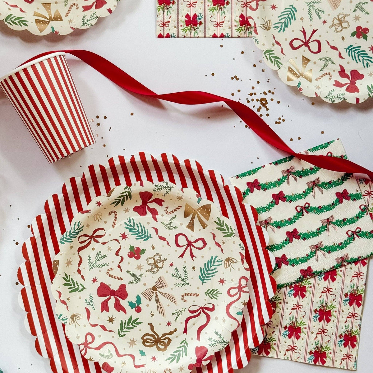 Ribbons & Cheer Gingerbread Bow Guest Napkins (24pcs) - The Preppy Bunny