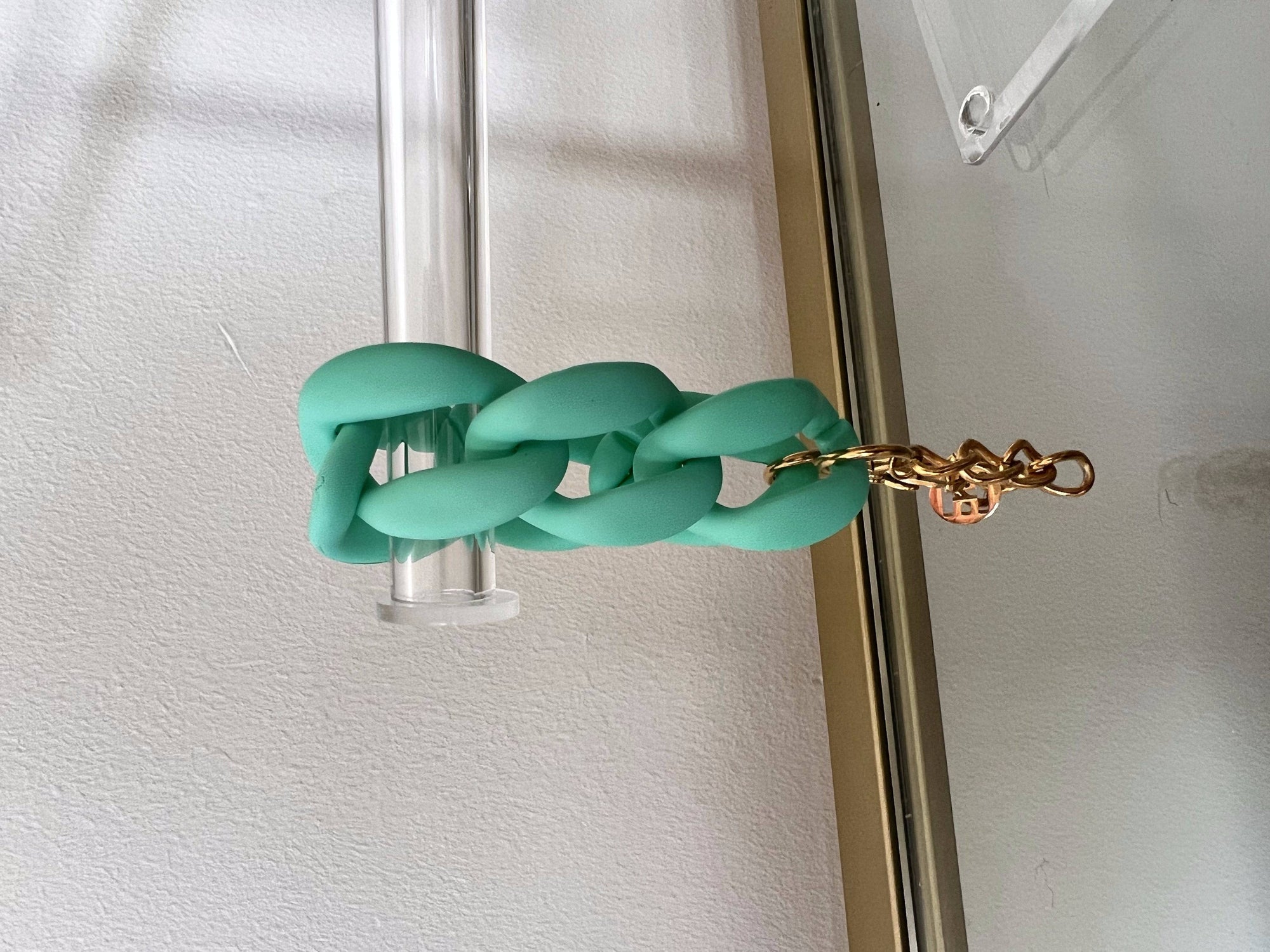 Acrylic Chain Bracelet - Turquoise - The Preppy Bunny
