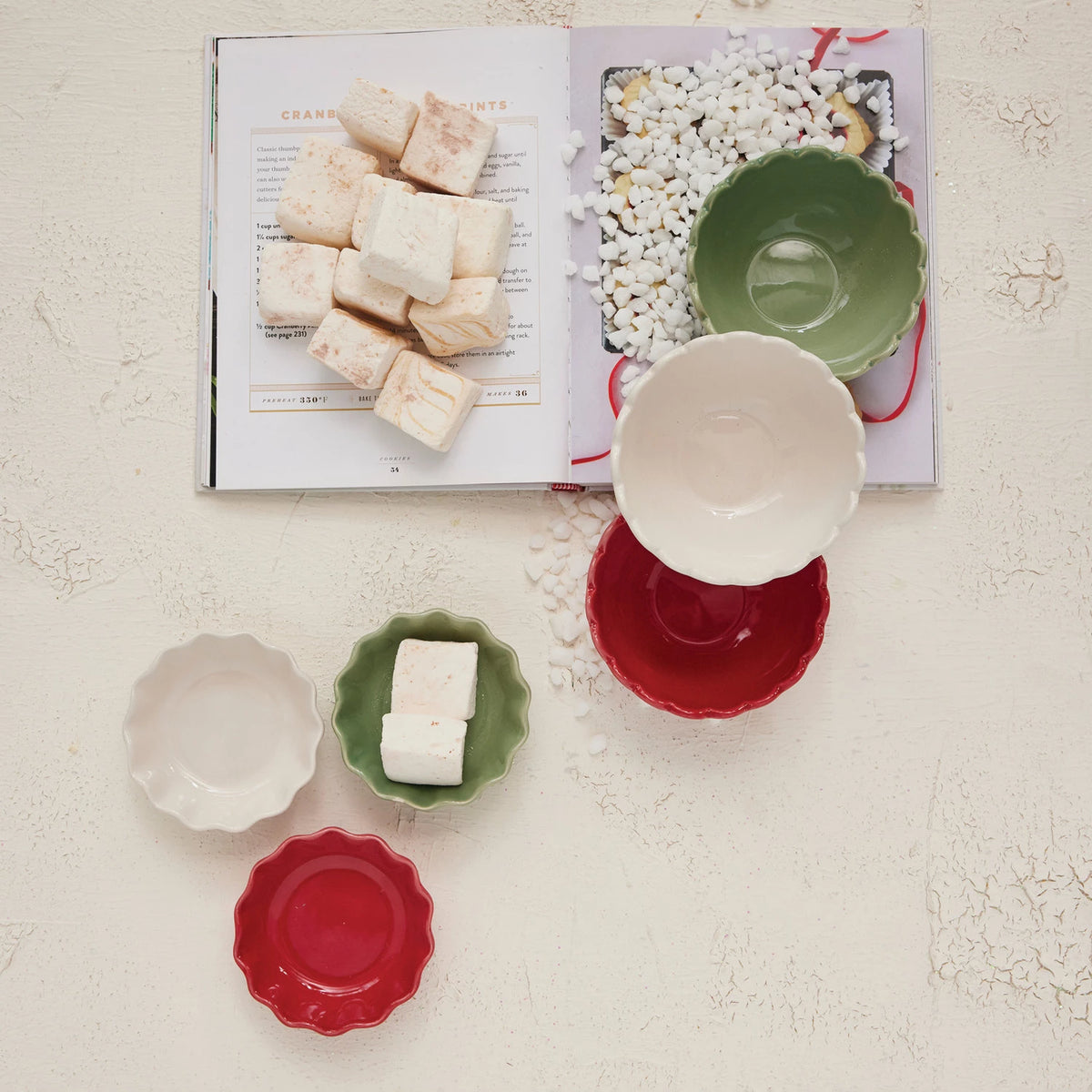 4" Round Stoneware Scalloped Bowl, 3 Colors
